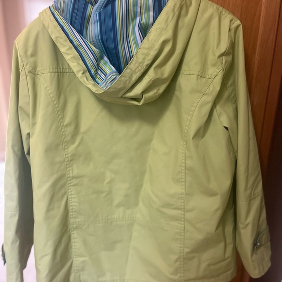 Jackets and coats – women's Mackintosh Green Hooded Jacket size Xl - Picture 3 of 8